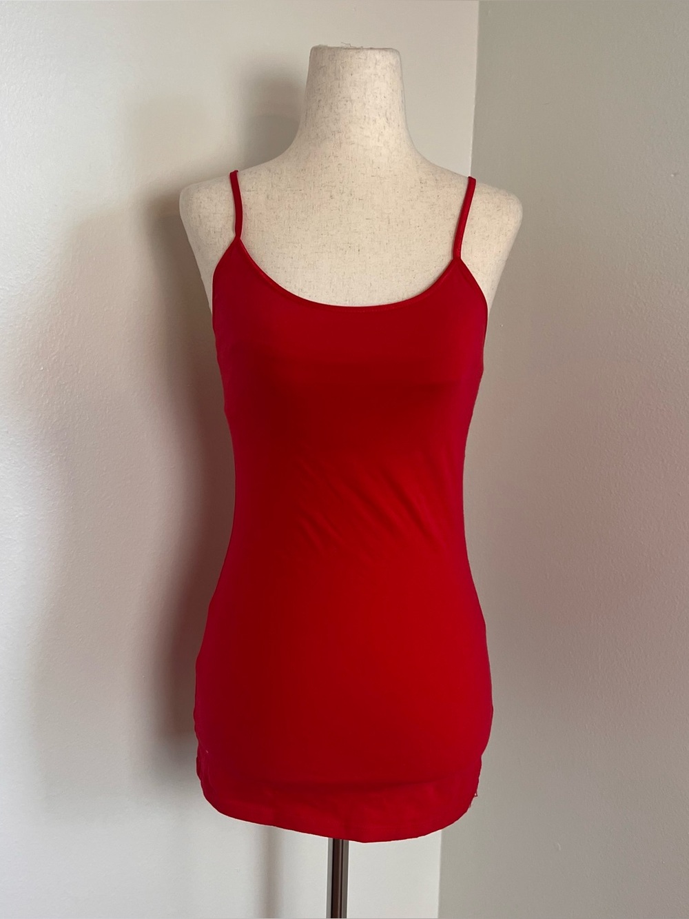 No Boundaries basic red tank top // Size M